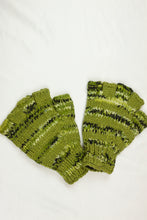Load image into Gallery viewer, High quality hand knitted woolen half glove with soft fleece liner - unisex