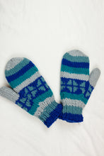 Load image into Gallery viewer, Hand knitted woolen mitten with soft fleece liner - unisex