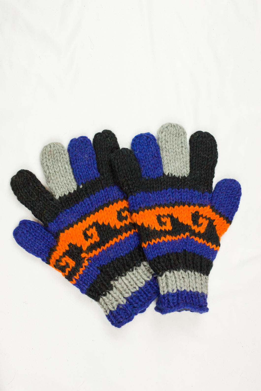 Hand knitted woolen gloves with soft inner fleece liner - unisex