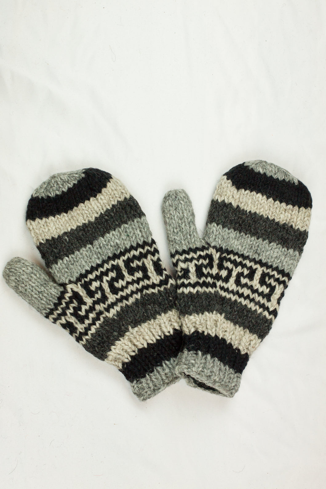 Hand knitted woolen mitten with soft fleece liner - unisex